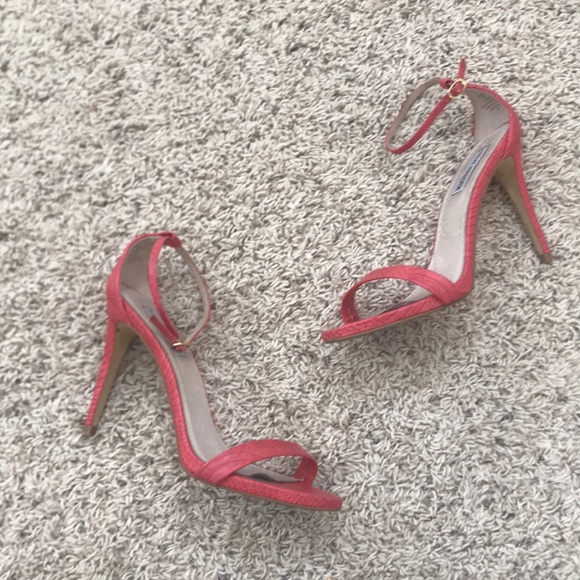 Steve Madden Shoes - Steve Madden “Stecy” Heels | Size 9